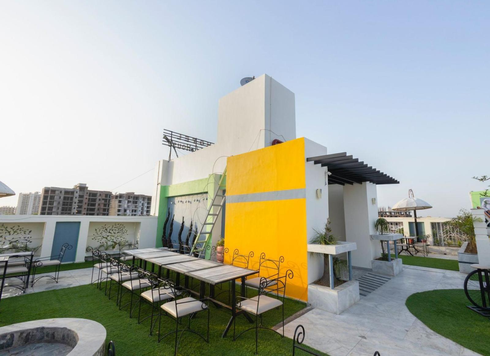 Hotel Sahibs Lighthouse - Swimming Pool Agra (Uttar Pradesh) Exterior foto